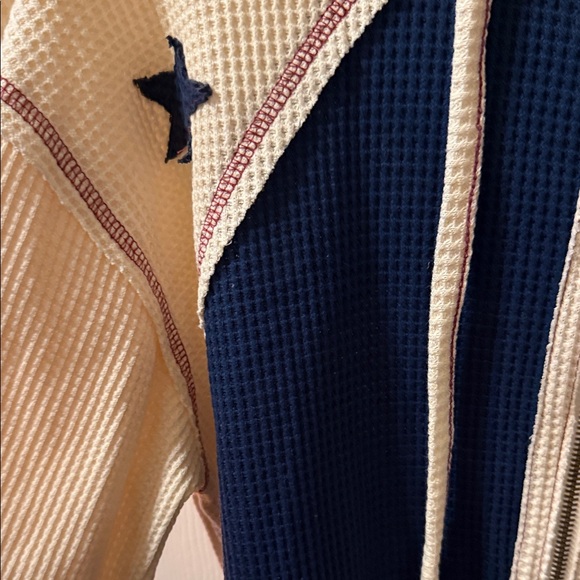 POL Waffle-Knit Zip Hoodie in Navy, Cream, Burgundy - Picture 3 of 6